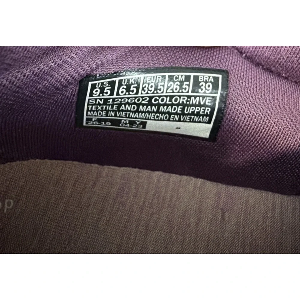 Skechers GORUN Max Cushioning Sneakers Purple Fade Mauve MVE WMNS 9.5 Copper